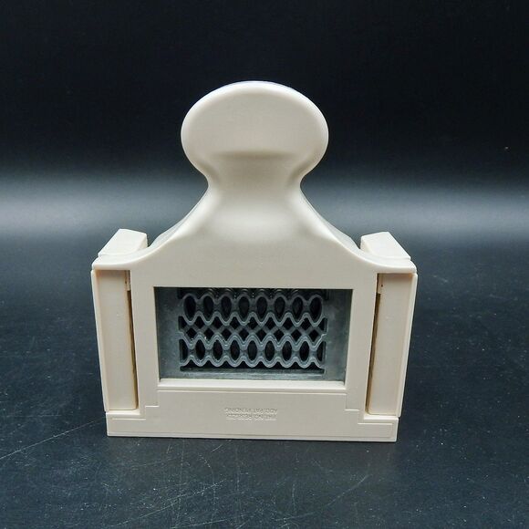 Martha Stewart Infinite Loops Double Edge Punch Stamp Continuous Looped Border - Picture 3 of 4